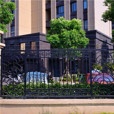 גדר פלדה נוי